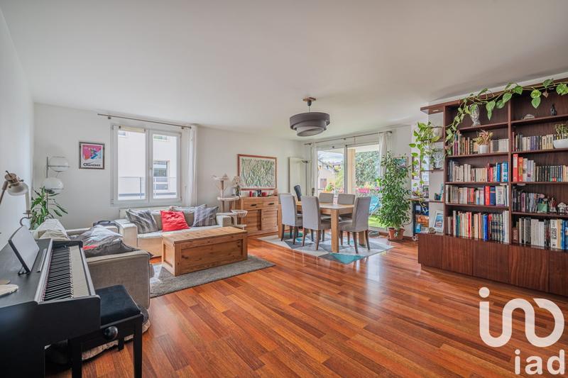 Appartement - 93 m² - 4 pièces