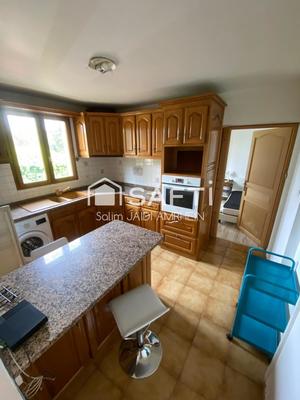 Maison - 249 m² - 9 pièces