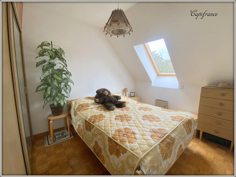 Maison - 165 m² - 8 pièces