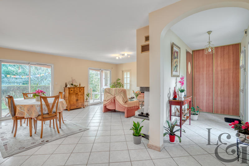 Maison - 160 m² - 6 pièces