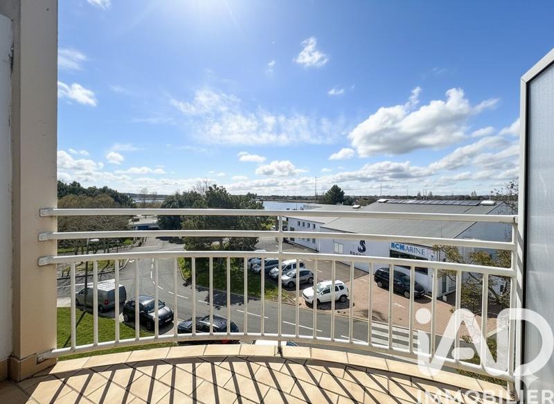 Studio - 25 m² - 1 pièce