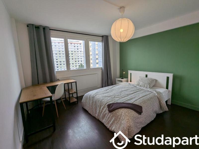 Chambre - 9 m² - 1 pièce