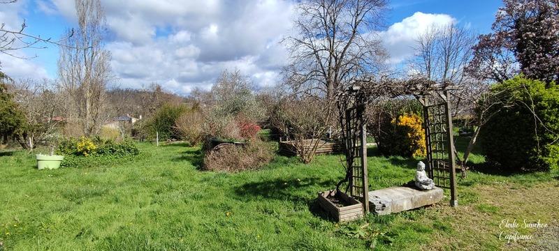 Maison - 250 m² - 7 pièces