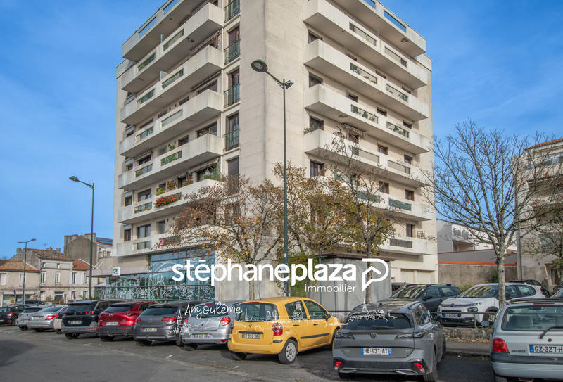 Appartement - 76 m² - 4 pièces