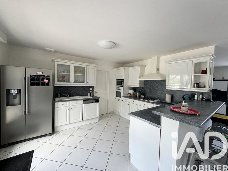 Maison - 143 m² - 7 pièces