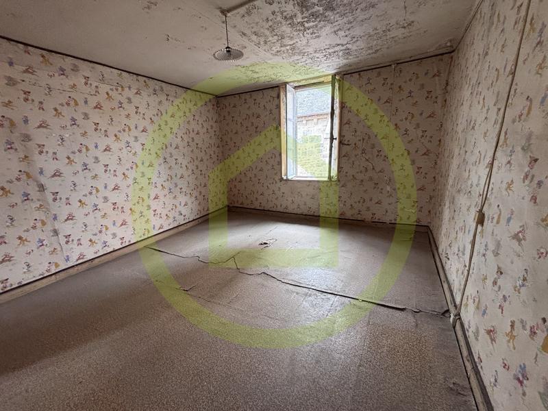 Maison - 80 m² - 6 pièces