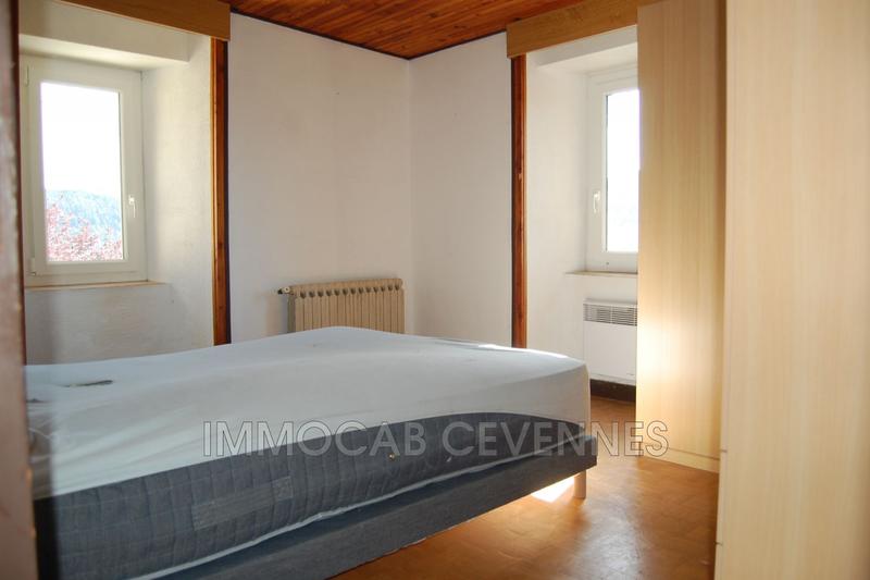 Mas - 269 m² - 10 pièces