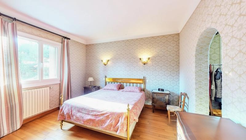 Maison bourgeoise - 376 m² - 8 pièces