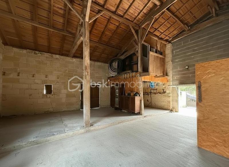 Propriété - 145 m² - 5 pièces