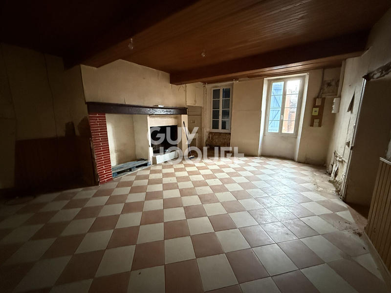 Maison - 287 m² - 6 pièces