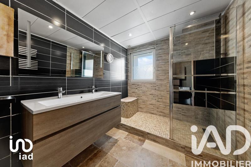 Maison - 125 m² - 7 pièces