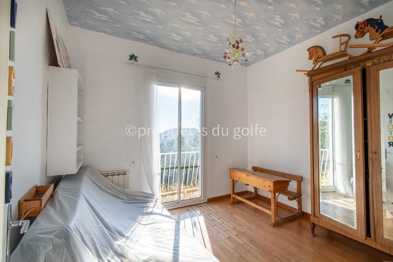 Maison - 200 m² - 7 pièces