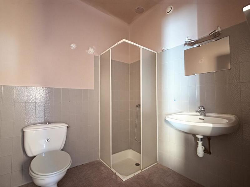 Immeuble - 230 m² - 9 pièces