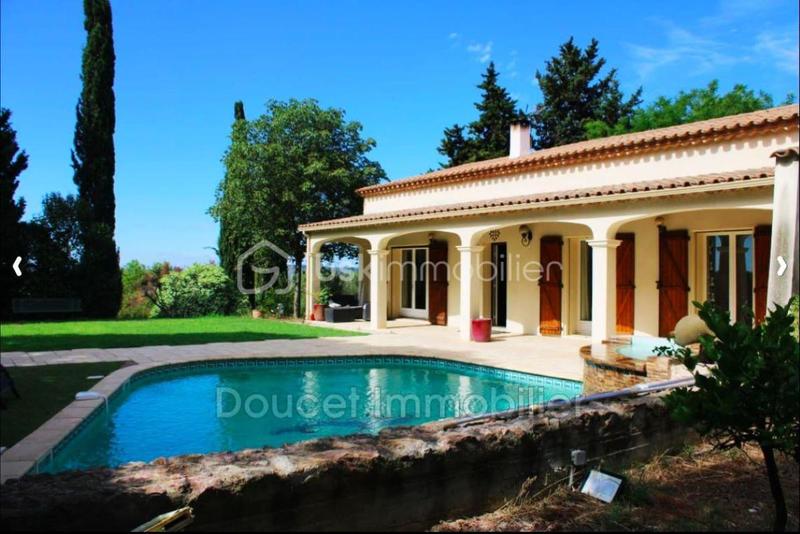 Villa - 150 m² - 6 pièces