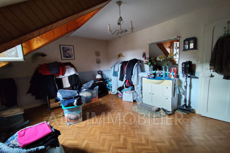 Maison - 91 m² - 4 pièces