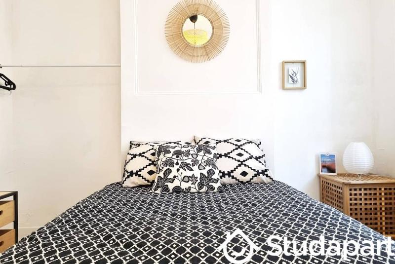 Chambre - 12 m² - 1 pièce