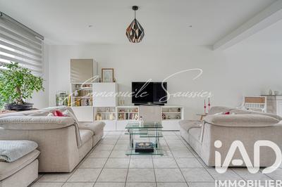 Maison - 137 m² - 6 pièces