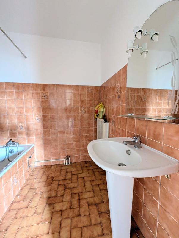 Appartement - 67 m² - 3 pièces