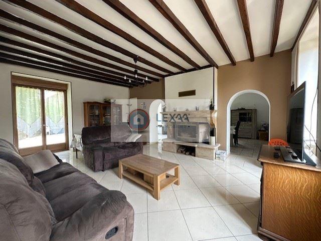 Maison de village - 182 m² - 9 pièces