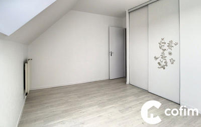 Maison contemporaine - 99 m² - 5 pièces