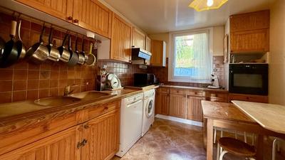 Appartement - 99 m² - 5 pièces