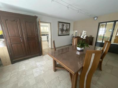 Maison ancienne - 162 m² - 8 pièces