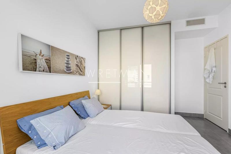 Appartement - 77 m² - 3 pièces