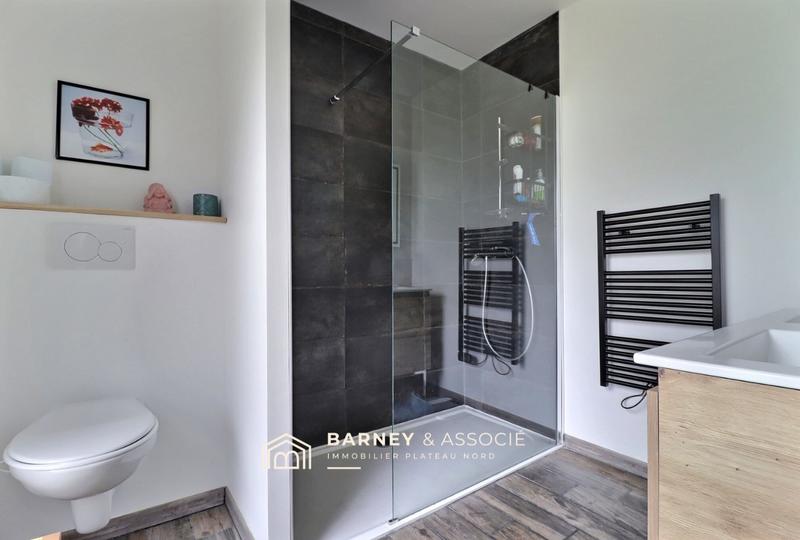 Maison - 190 m² - 8 pièces