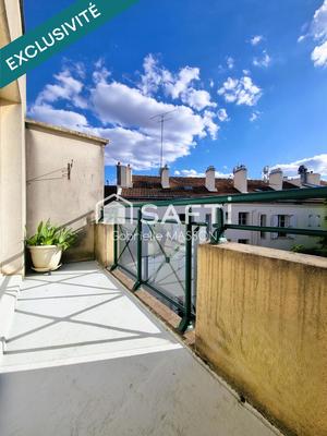 Appartement - 99 m² - 5 pièces