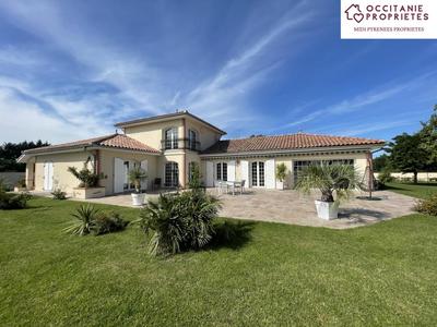 Maison de domaine équestre - 259 m² - 7 pièces