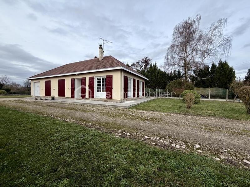 Maison - 97 m² - 4 pièces
