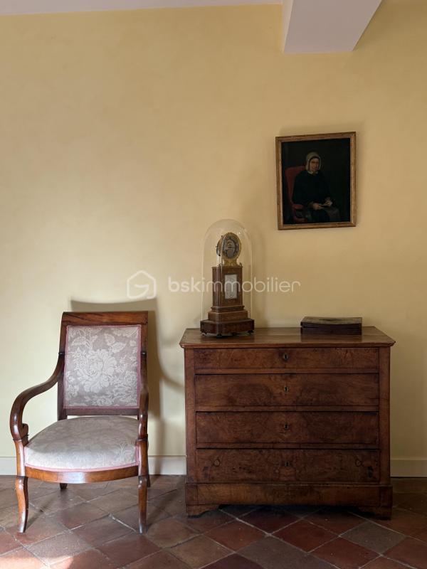 Moulin - 390 m² - 10 pièces