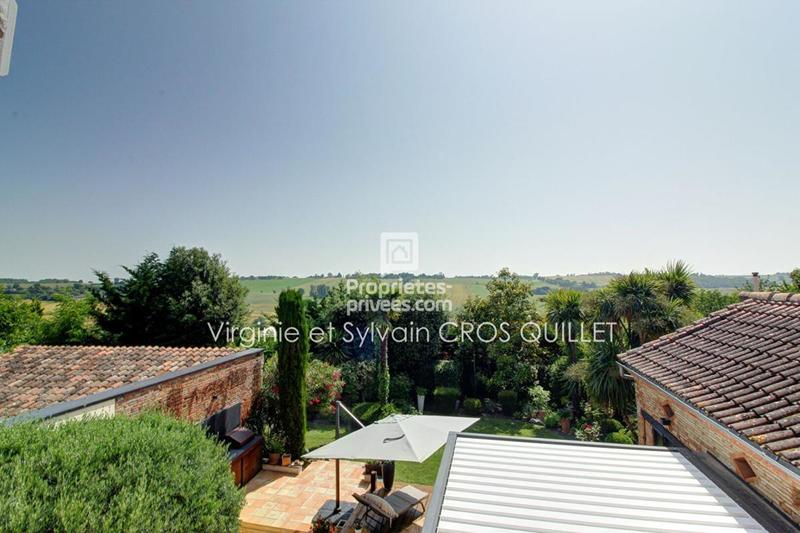 Maison - 270 m² - 7 pièces