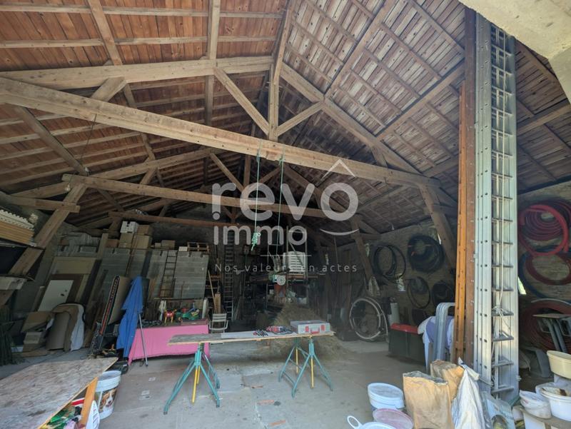 Maison - 180 m² - 7 pièces