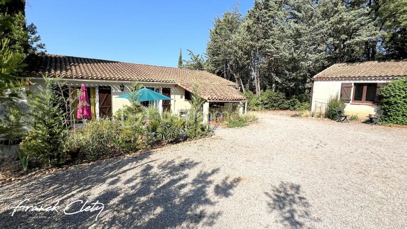 Maison traditionnelle - 115 m² - 4 pièces