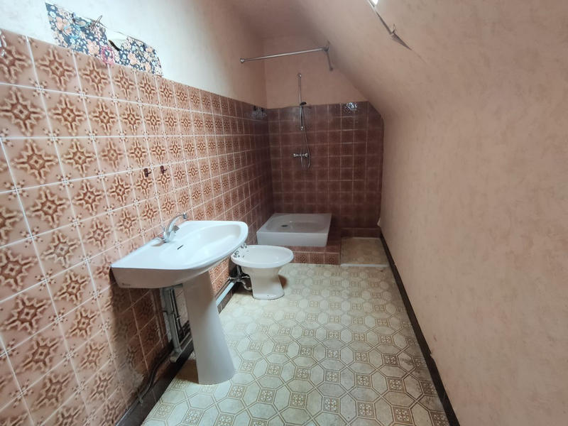 Propriété - 152 m² - 8 pièces