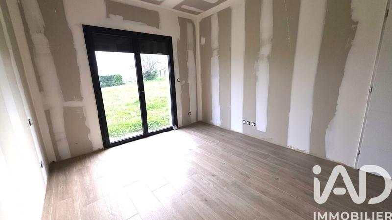 Maison - 107 m² - 5 pièces