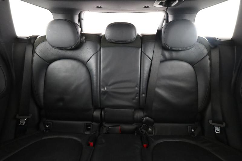 Mini Countryman Cooper Exquisite Bva6 136 ch