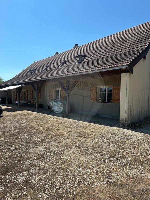 Maison de campagne - 272 m² - 7 pièces