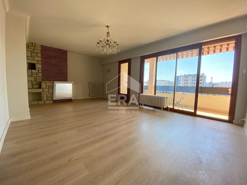 Appartement - 82 m² - 3 pièces