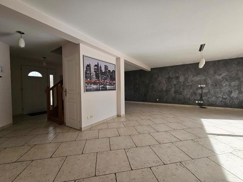 Maison - 166 m² - 6 pièces