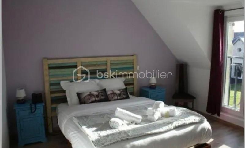 Maison - 689 m² - 30 pièces