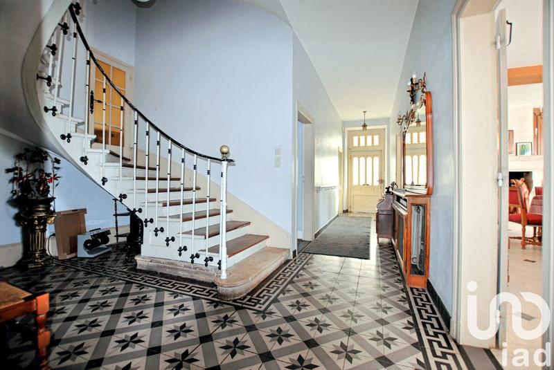 Maison - 435 m² - 15 pièces