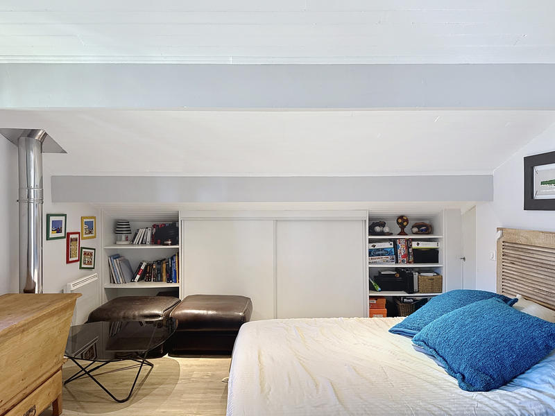 Villa - 208 m² - 9 pièces