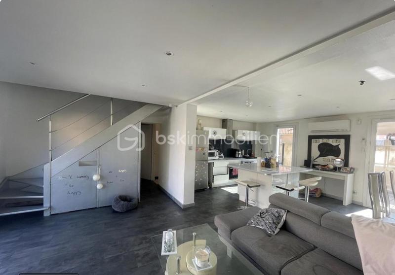 Villa - 90 m² - 4 pièces