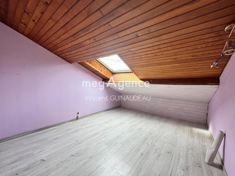 Maison - 137 m² - 6 pièces