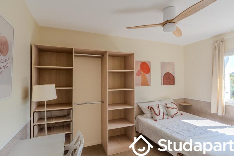 Chambre - 10 m² - 1 pièce