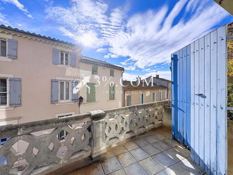 Maison - 215 m² - 8 pièces