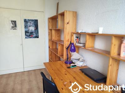 Chambre - 15 m² - 1 pièce