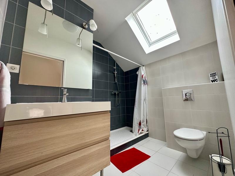 Villa - 190 m² - 8 pièces